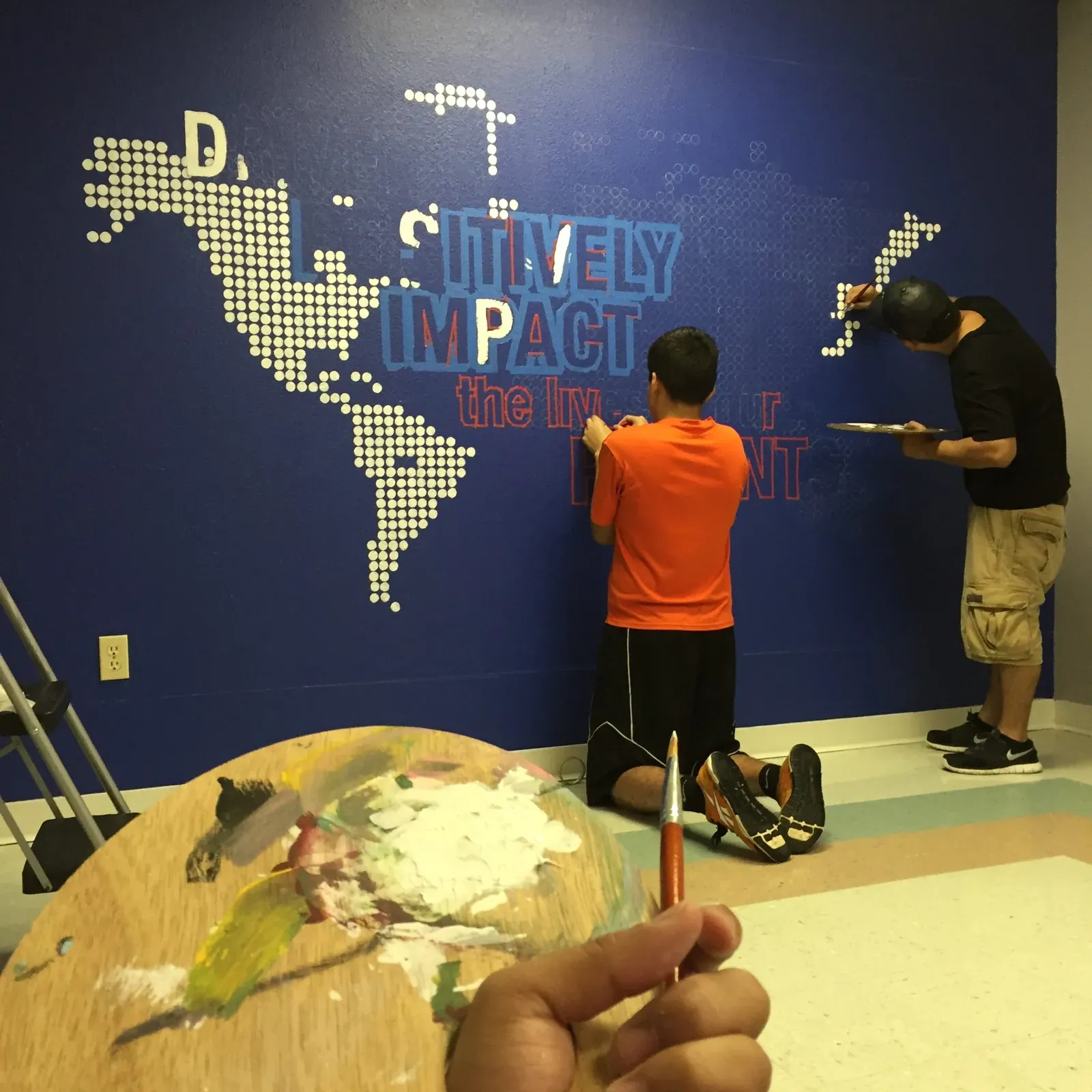 hand painted dots – mural